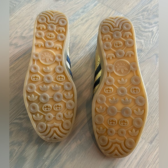 Adidas x Gucci gazelle. Size 10.5 Excellent condition. Worn 2x - Picture 8 of 10